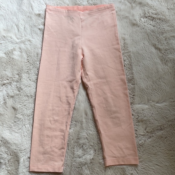 Tea Collection | Blush Peach Capri Leggings | 8 - Picture 5 of 11